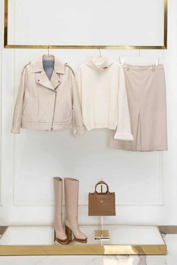 Brunello Cucinelli a thick ribbed cashmere jumper with a high collar. 175380 - photo 2