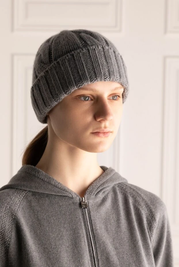 Loro Piana woman gray cashmere cap for women buy with prices and photos 176159 - photo 2