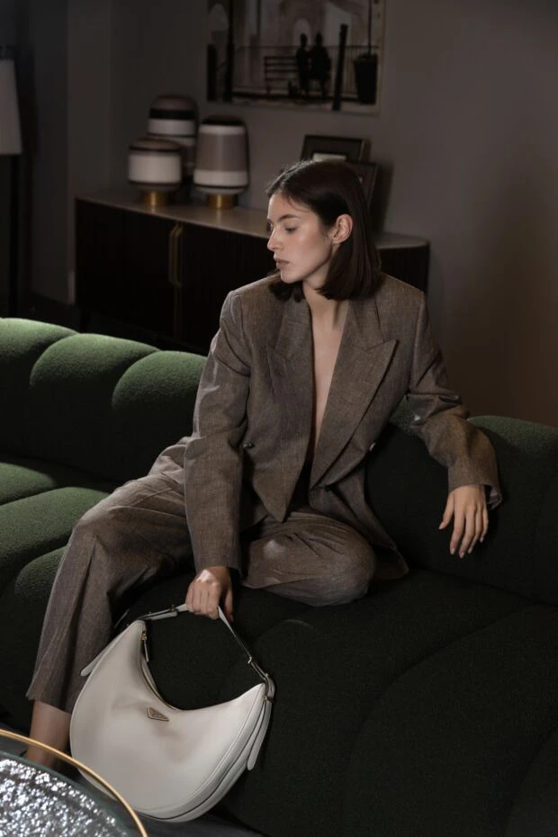 Loro Piana suit with trousers for women brown 178071 - photo 3