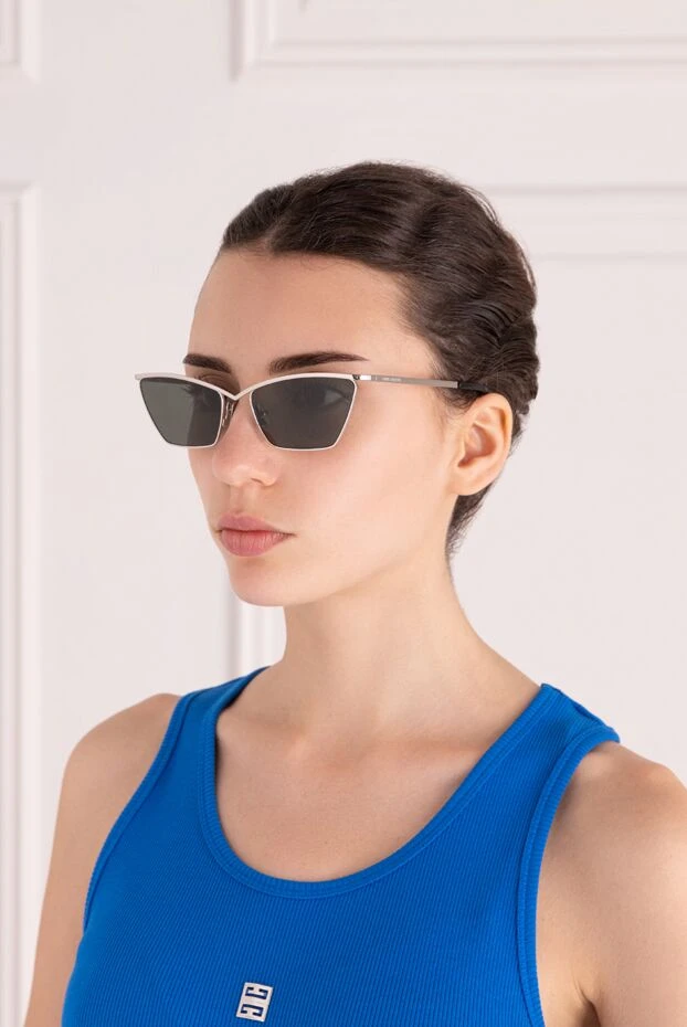 Saint Laurent женские очки солнцезащитные из металла серые купить с ценами и фото 178392 - фото 2
