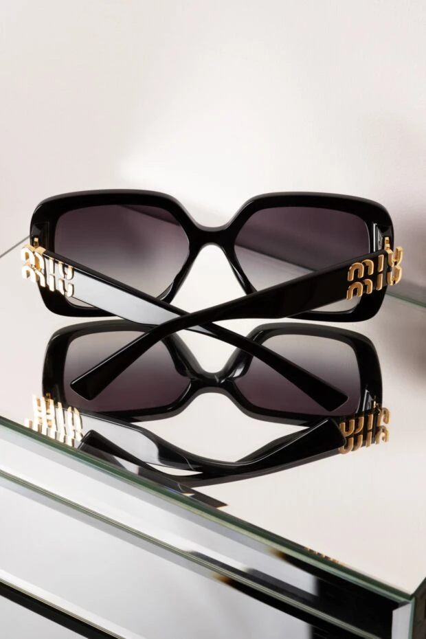 Miu Miu women's rectangular sunglasses, black with gold accents 178795 - photo 2