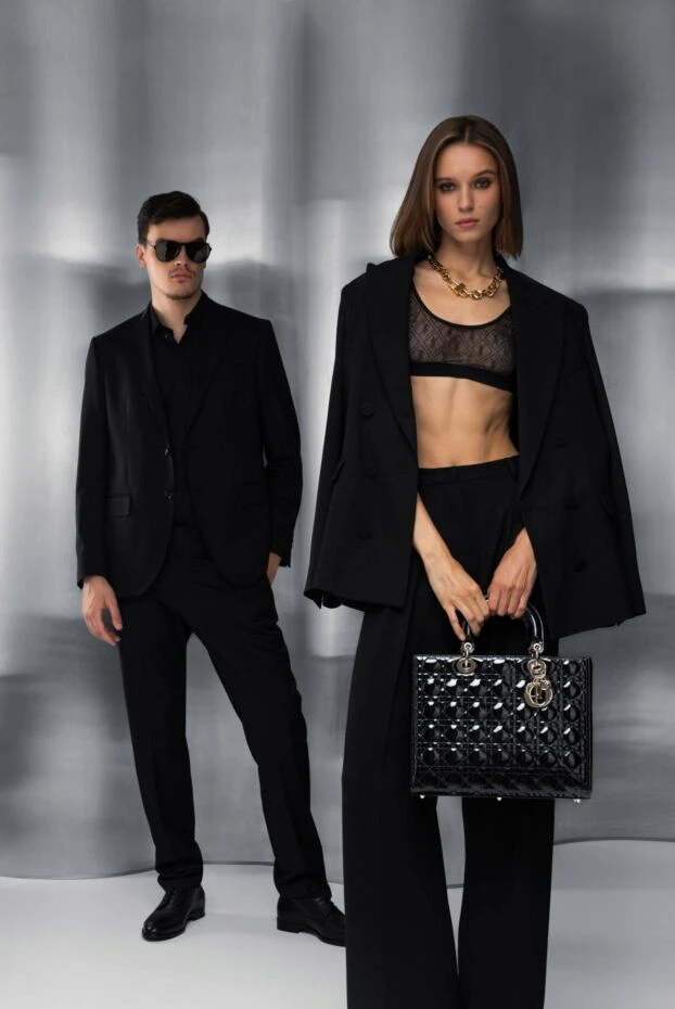 Dior cannage lady dior bag in black patent leather with gold-tone hardware 179195 - photo 2