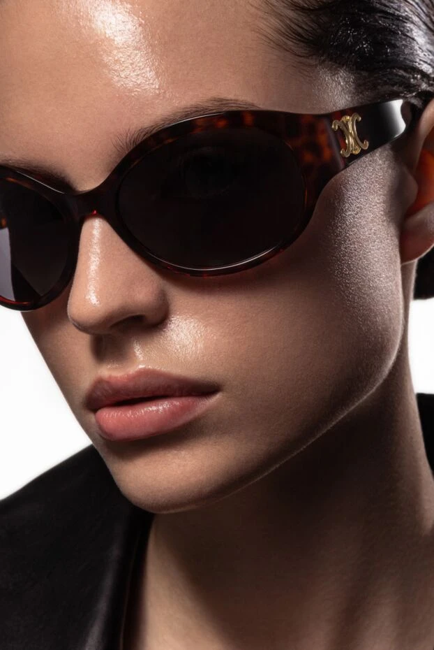 Celine women's oval sunglasses with a brown tortoiseshell frame 179262 - photo 2