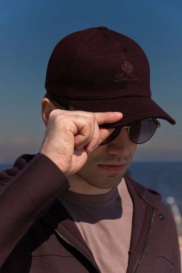 Loro Piana men's burgundy cashmere cap 179309 - photo 2
