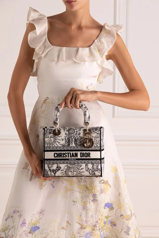 Dior женские сумка женская белая из текстиля купить с ценами и фото 179321 - фото 2