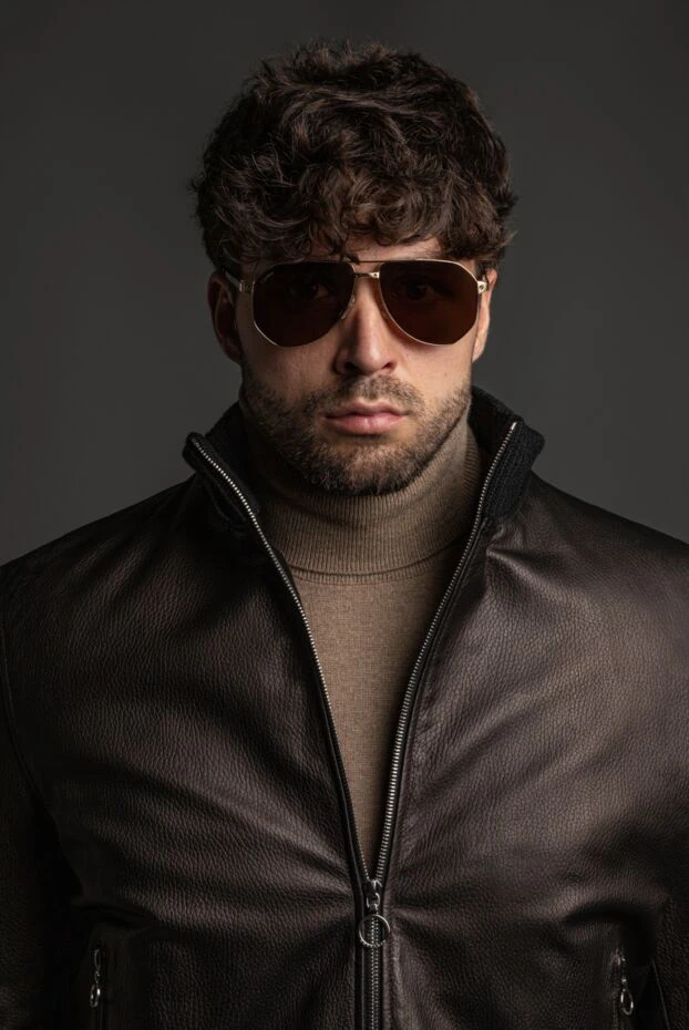 Мужская черная куртка из натуральной кожи - фото 2