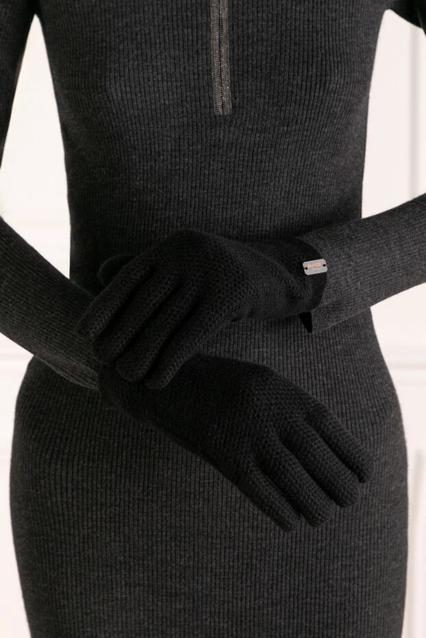 Moorer woman women's black cashmere gloves buy with prices and photos 180241 - photo 2