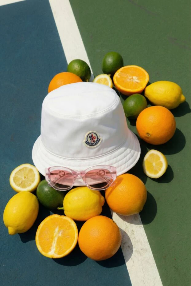 Gucci women's glasses made of plastic purple 180506 - photo 2