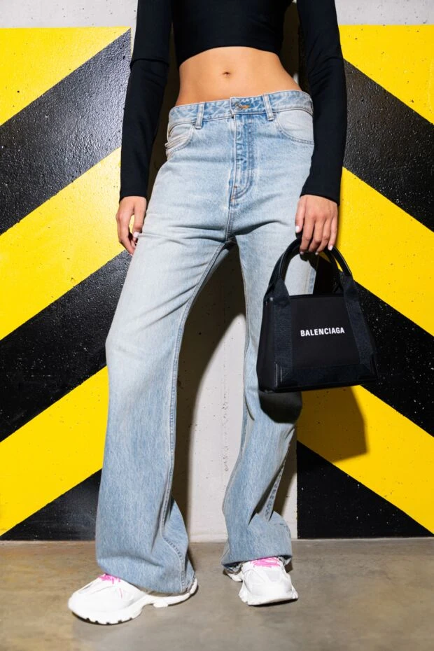 Balenciaga джинси блакитні потерті жіночі кльош 180613 - фото 2