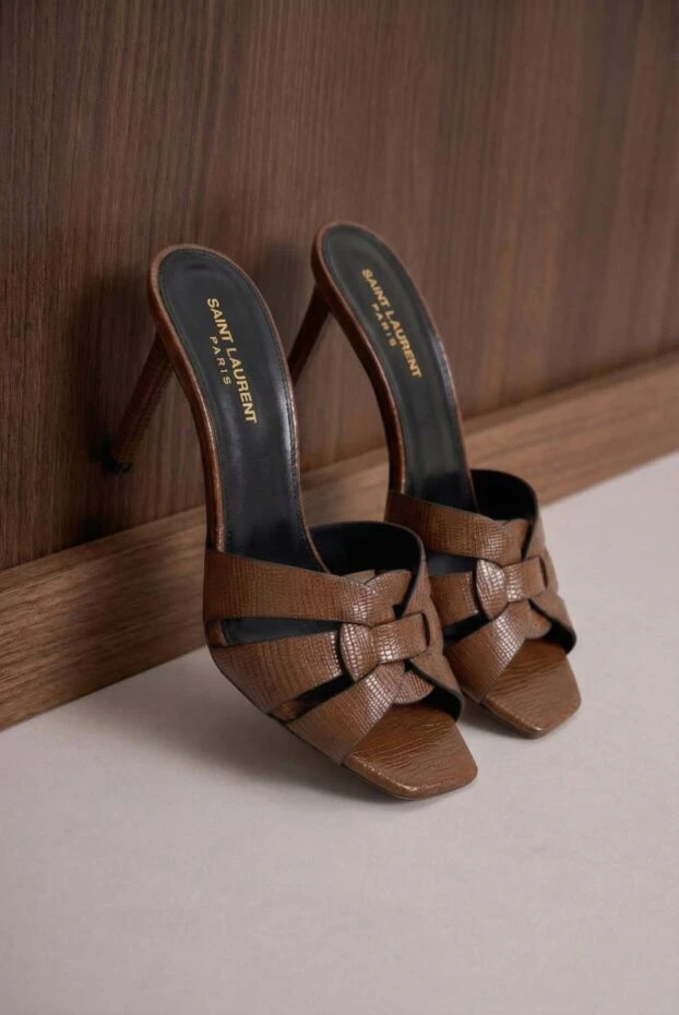 Saint Laurent босоножки коричневые на каблуке с плетёным ремешком из текстурной кожи 180791 - фото 2