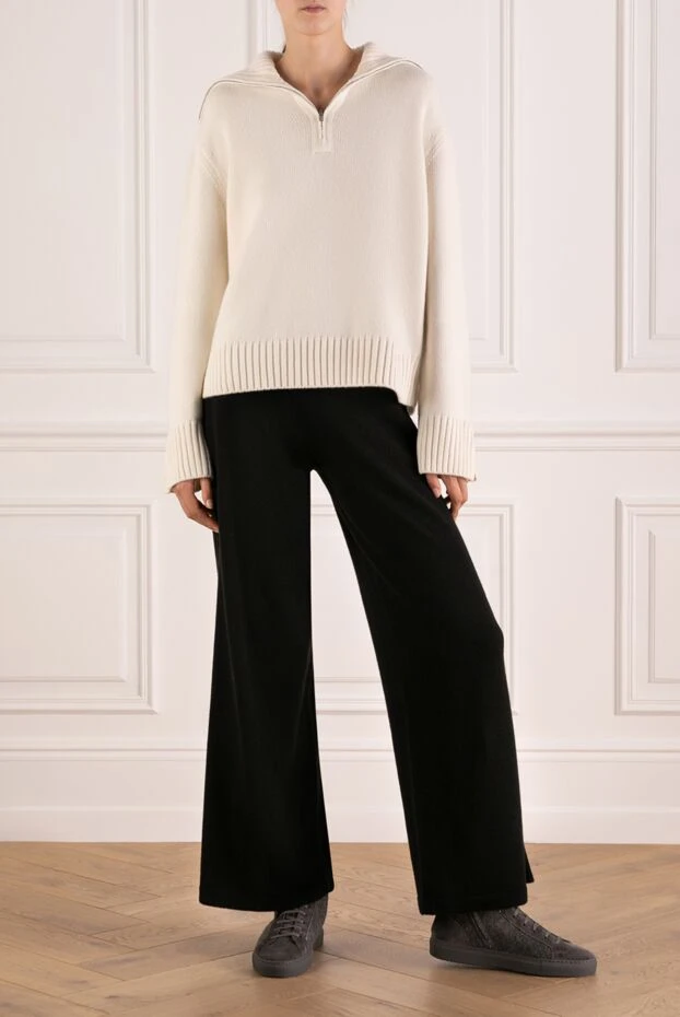 D.Exterior woman knitted trousers 181094 - photo 2