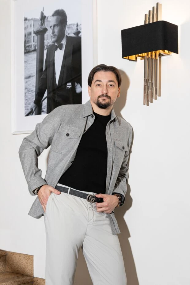 Вузький двосторонній ремінь GG Marmont сірий - фото 2