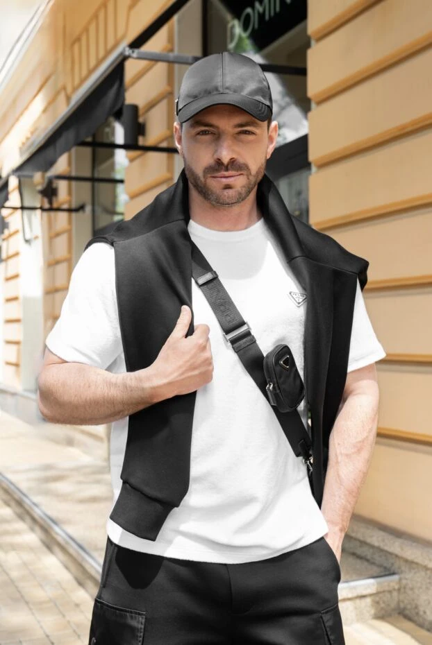 Prada костюм прогулянковий із шортами чорний чоловічий 187396 - фото 2