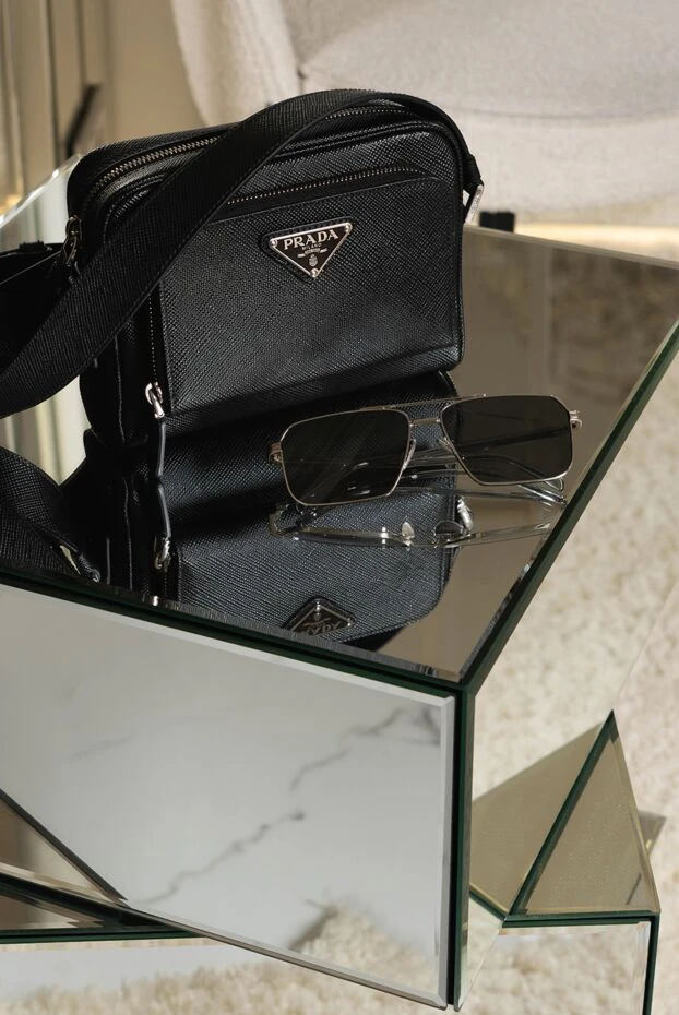 Prada cумка-мессенджер с эмалевым логотипом из кожи saffiano 187464 - фото 2