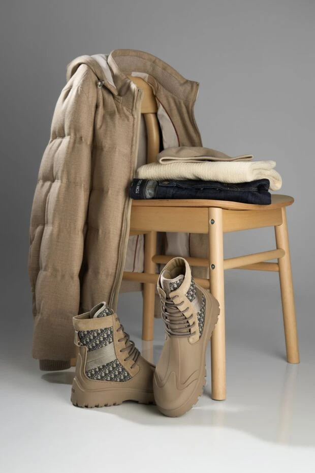 Enrico Mandelli beige men's down jacket made of wool and cashmere with a hood 188285 - photo 2