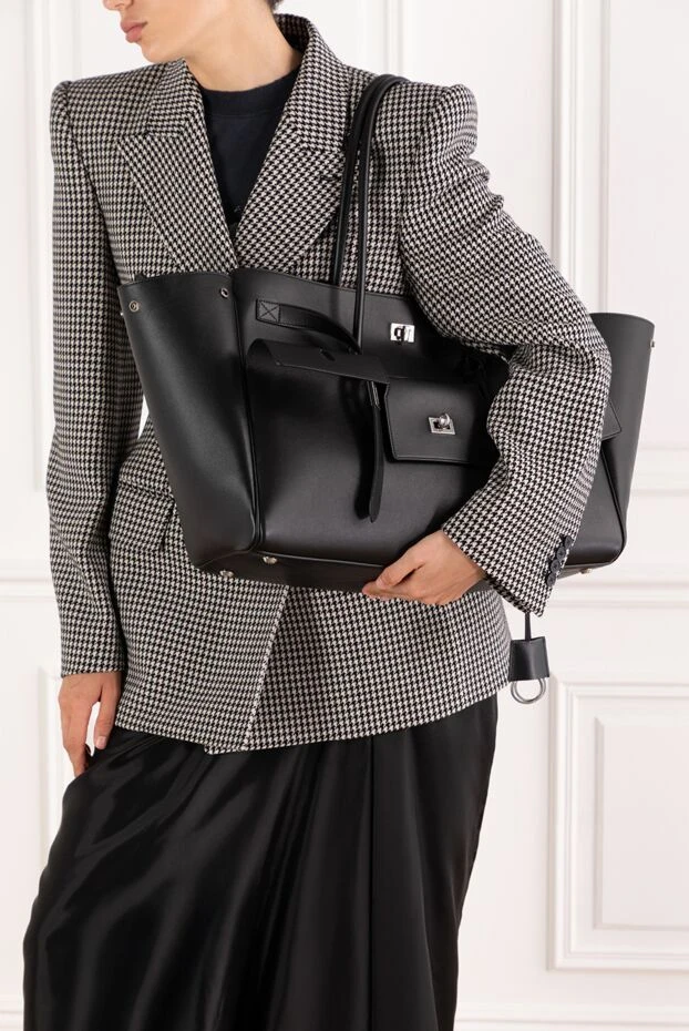 Balenciaga сумка жіноча bel air carry all bag великого розміру чорного кольору 189320 - фото 2