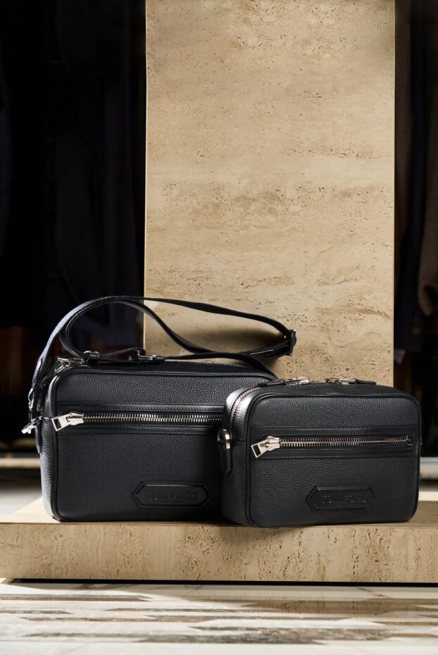 Tom Ford small messenger bag made of genuine black leather 190548 - photo 2
