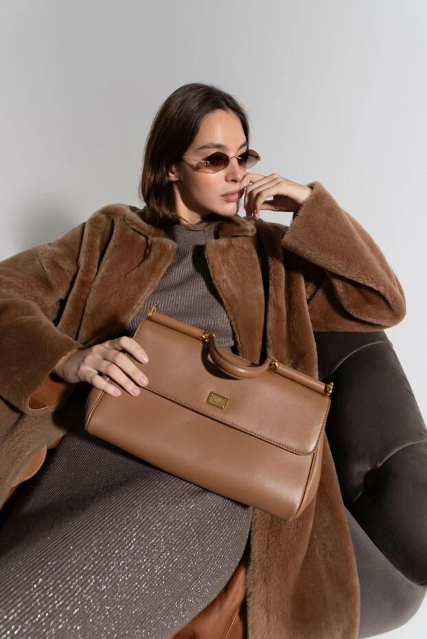 Dolce & Gabbana женская сумка my sicily среднего размера из телячьей кожи плонже 190647 - фото 3