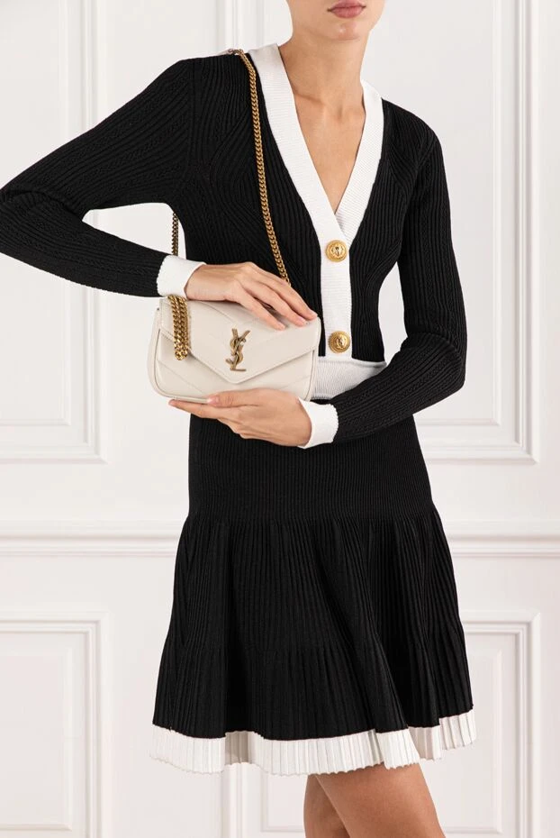 Saint Laurent міні сумка на ланцюжку loulou зі шкіри ягняти біла 190908 - фото 2