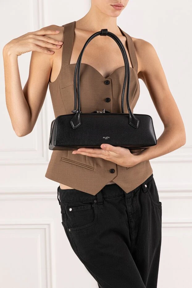 Сумка через плечо Le Teckel из козьей кожи черная женская - фото 2