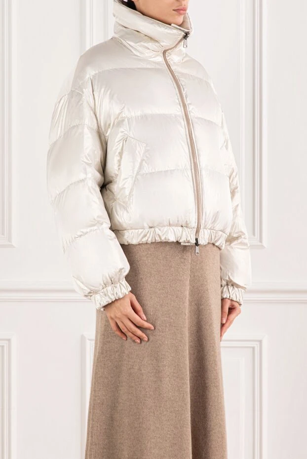 Brunello Cucinelli белый пуховик с блестящей фактурой и застежкой на молнию женский 191312 - фото 3