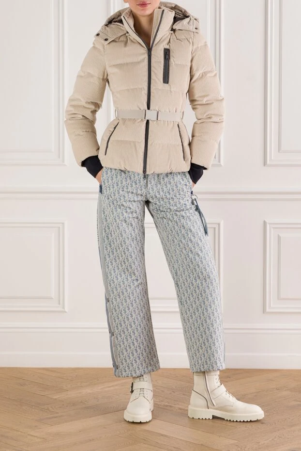 Женский кремовый пуховик из хлопкового вельвета с наполнителем из гусиного пуха - фото 2