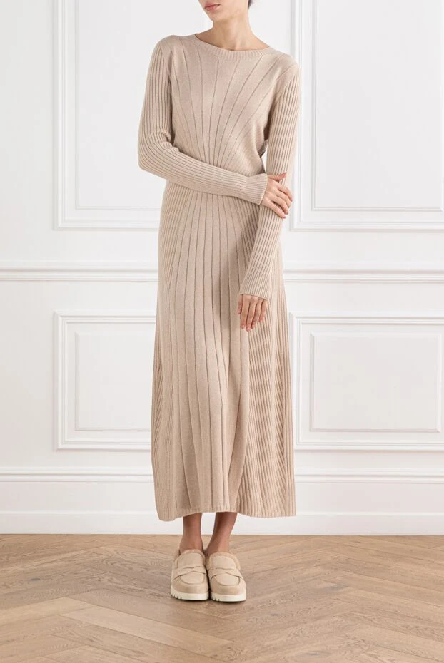 D.Exterior beige ribbed dress with long sleeves and a round neckline 191375 - photo 2