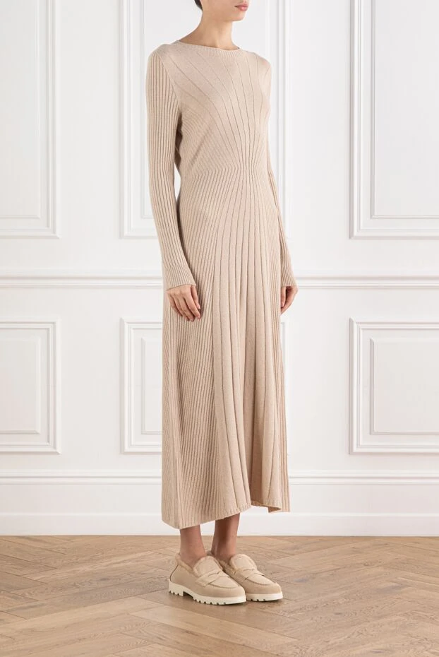D.Exterior beige ribbed dress with long sleeves and a round neckline 191375 - photo 3