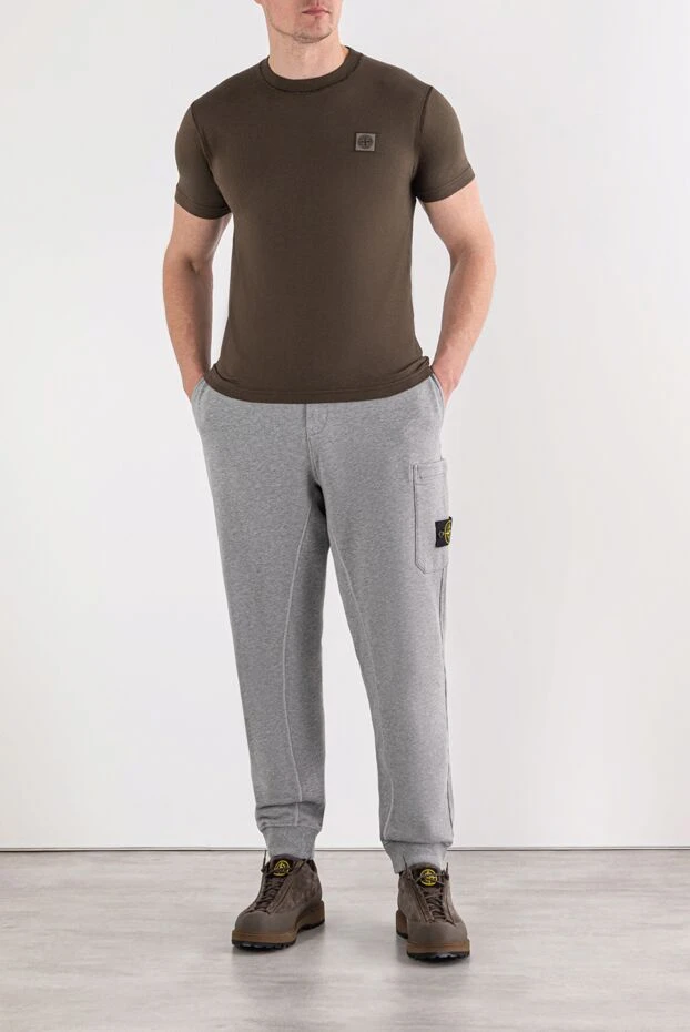 Футболка з бавовни коричневого кольору з нашивкою - фото 2