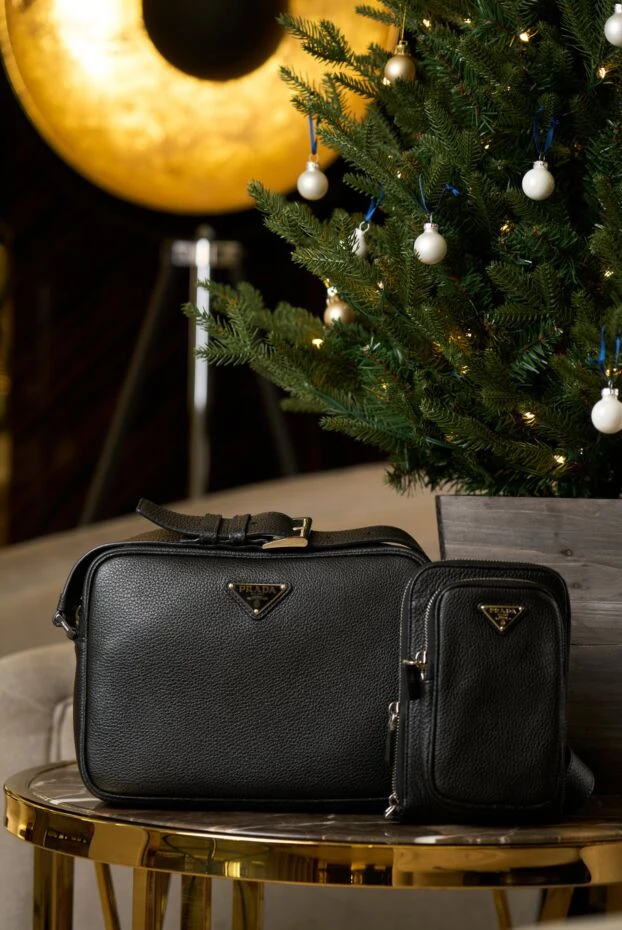 Prada кожаная сумка через плечо черного цвета мужская 191604 - фото 2