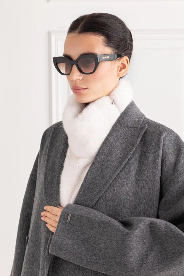 Сонцезахисні окуляри котяче око чорні з коричневими лінзами градієнта - фото 2