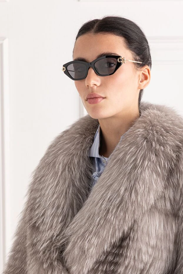 Tiffany&Co women's sunglasses with black frames and gold temples 191660 - photo 2