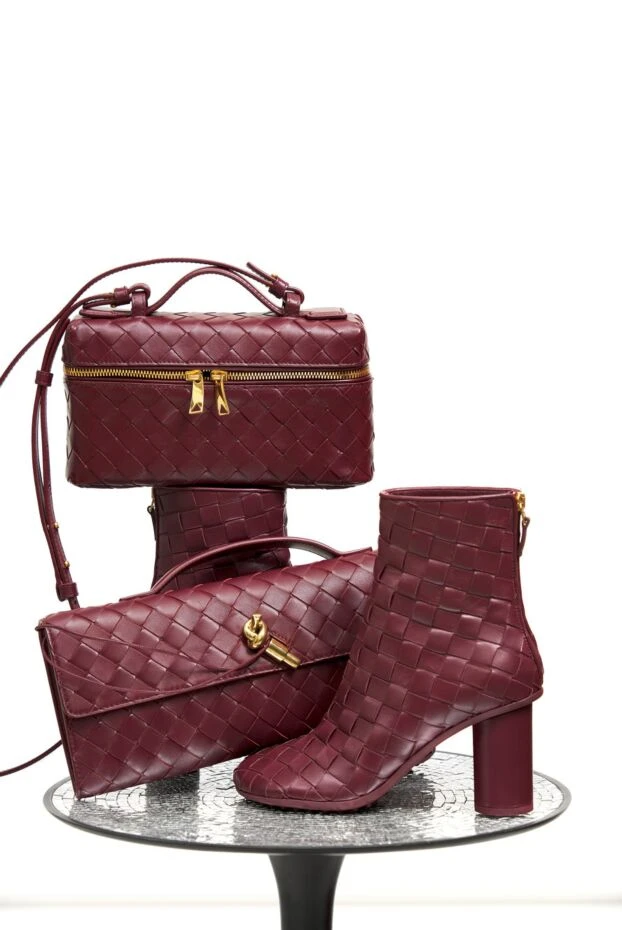 Bottega Veneta bang bang intrecciato woven leather cosmetic bag, burgundy 191738 - photo 2