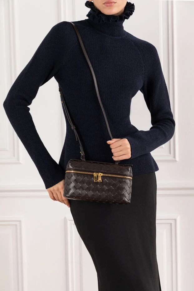 Bottega Veneta bang bang intrecciato brown woven leather cosmetic bag 191739 - photo 2