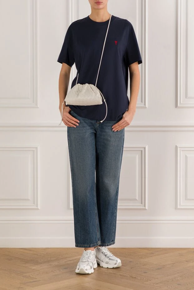 Темно-синя футболка з вишитим червоним логотипом de Coeur - фото 2