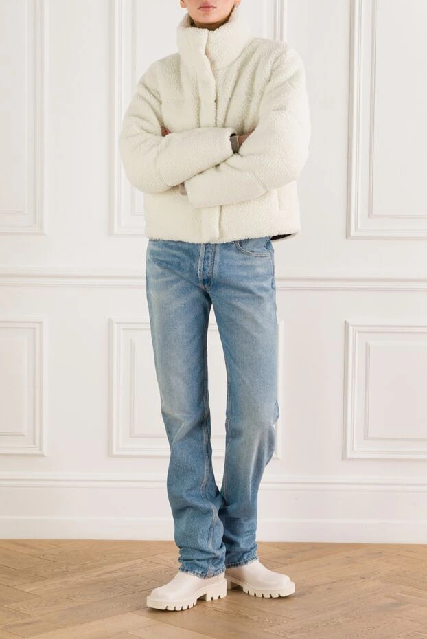 Gertrude белая пушистая куртка-пуховик в стиле тедди 192362 - фото 2