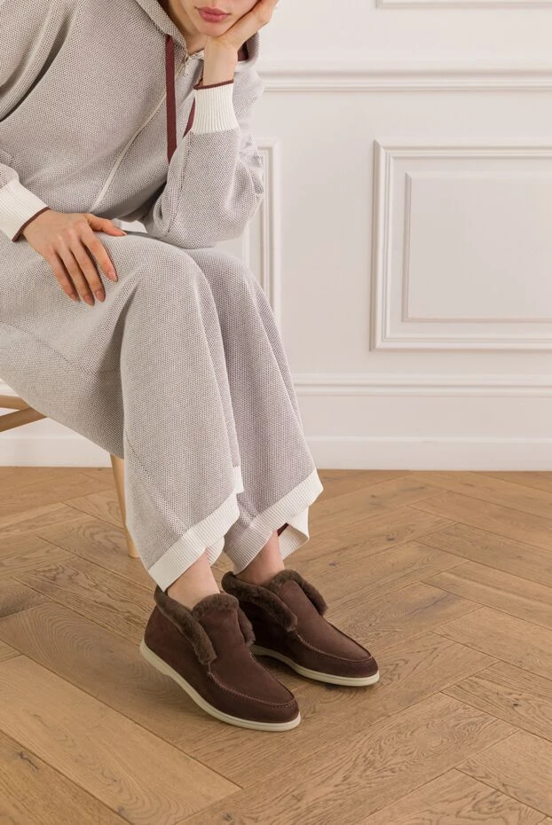 Fleur de Paris brown suede desert boots with fur lining 192583 - photo 2