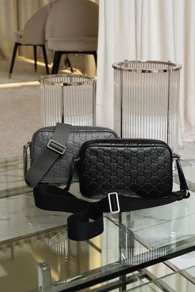 Gucci черная сумка через плечо из тисненой гладкой кожи gg 192757 - фото 2