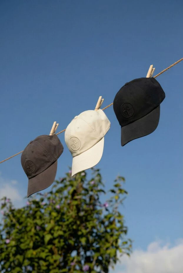 White cotton grosgrain baseball cap with raised compass embroidery - photo 2