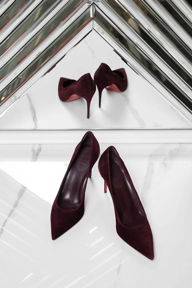 Christian Louboutin iconic sporty kate burgundy velour pumps 193009 - photo 3