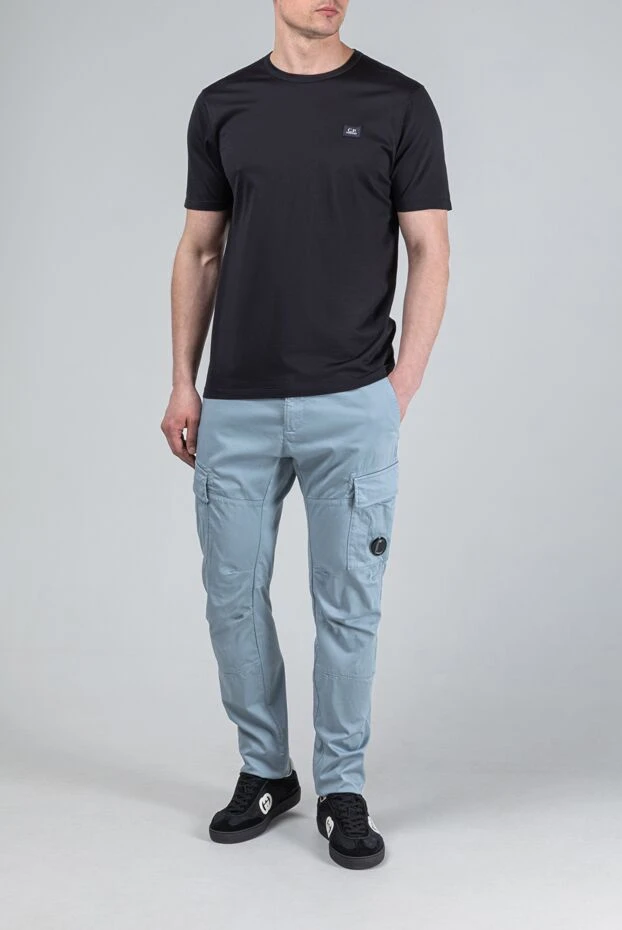 Мужская черная футболка с нашивкой-логотипом на груди из 100% хлопка - фото 2