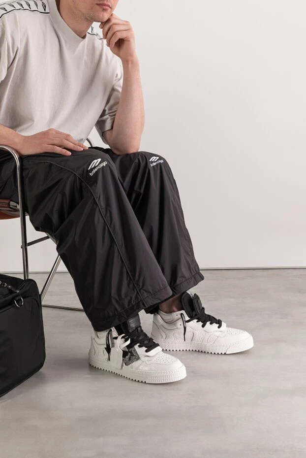 Off-White високі чоловічі кросівки off-court 3.0 зі шкіри зі вставками з текстилю. 193719 - фото 2