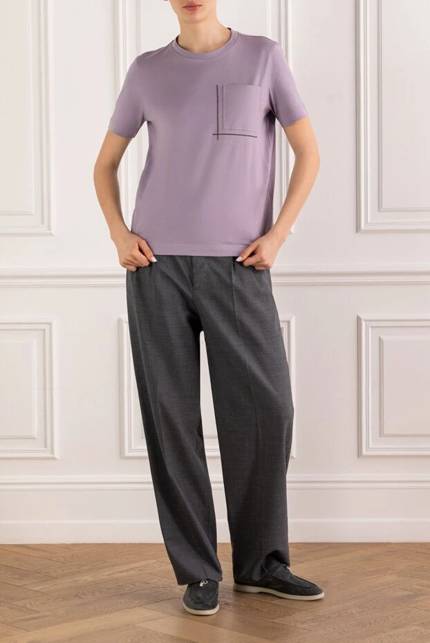 Women's T-shirt in a delicate lavender color with a chest pocket - photo 2