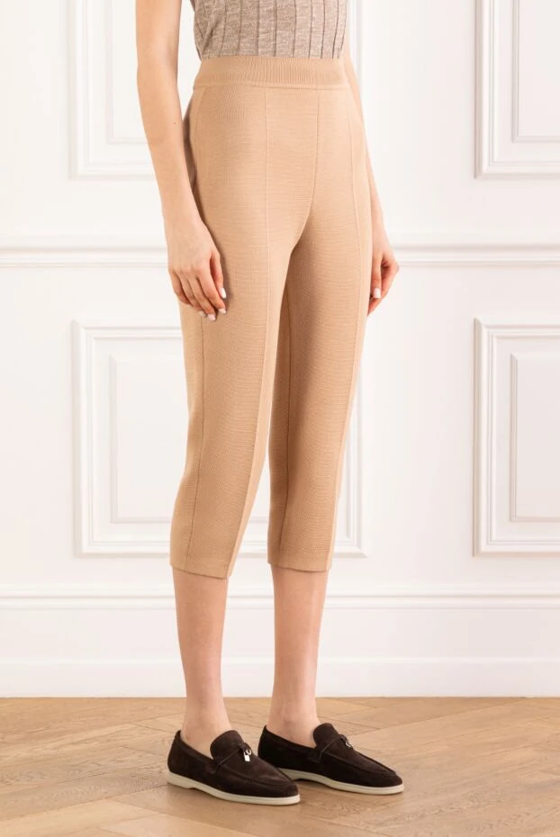 Loro Piana женские трикотажные брюки-капри siena бежевого цвета 194031 - фото 3