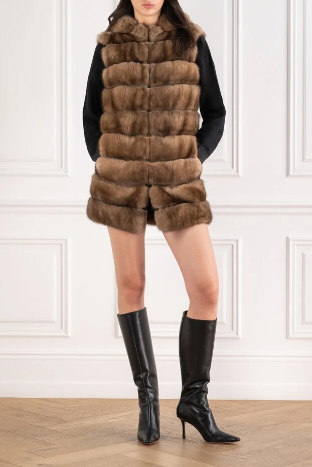 Fabio Gavazzi long sable vest with horizontal layout and hood 194059 - photo 2