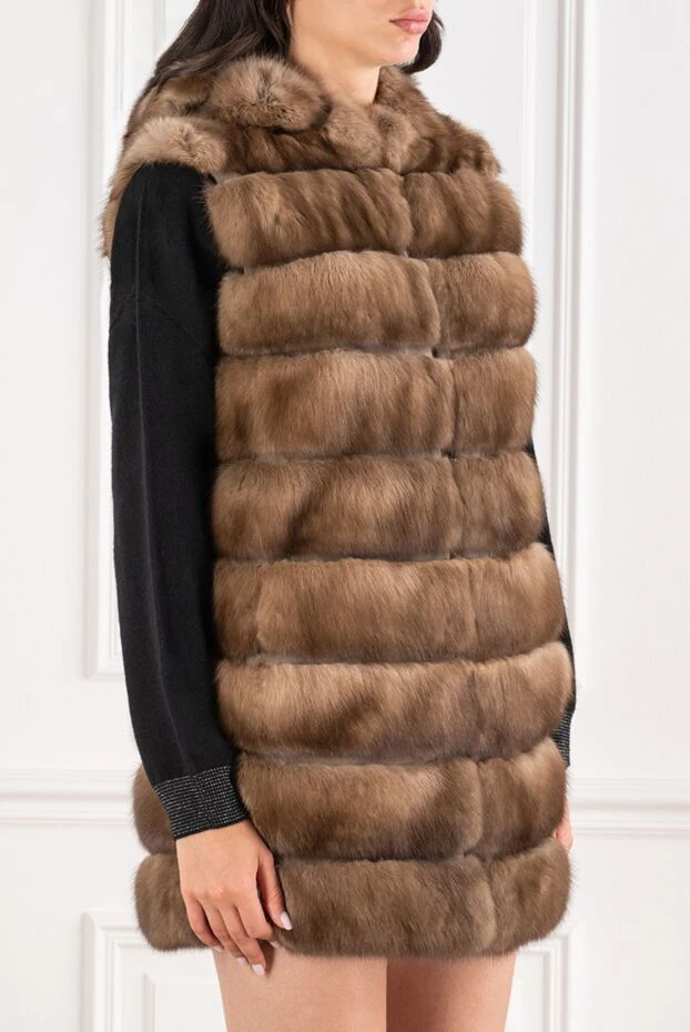 Fabio Gavazzi long sable vest with horizontal layout and hood 194059 - photo 3