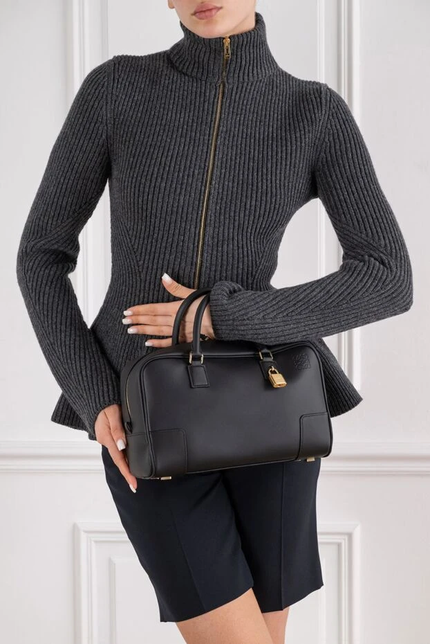 Loewe amazona 28 bag in black nappa calfskin 194373 - photo 2