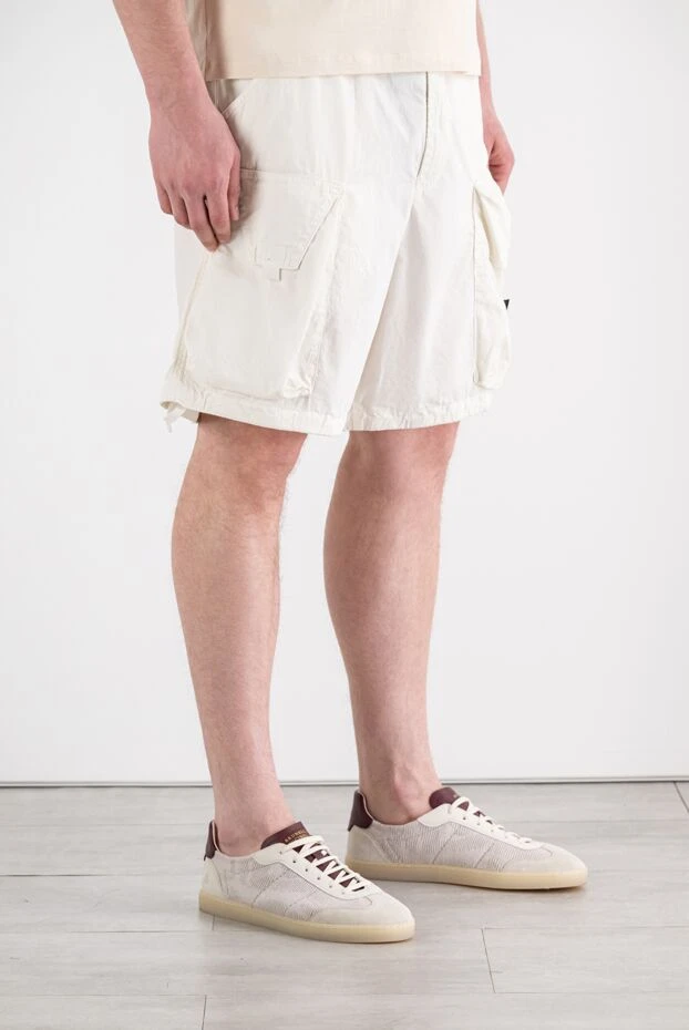 Stone Island men's bermuda cargo shorts in white 194623 - photo 3