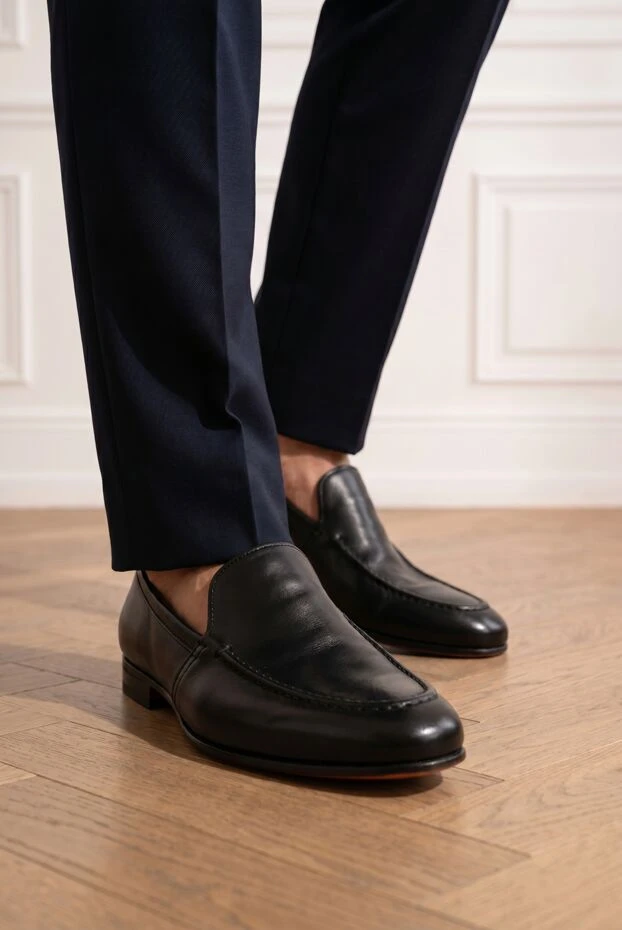 Santoni black leather loafers with bright interior lining 194695 - photo 3