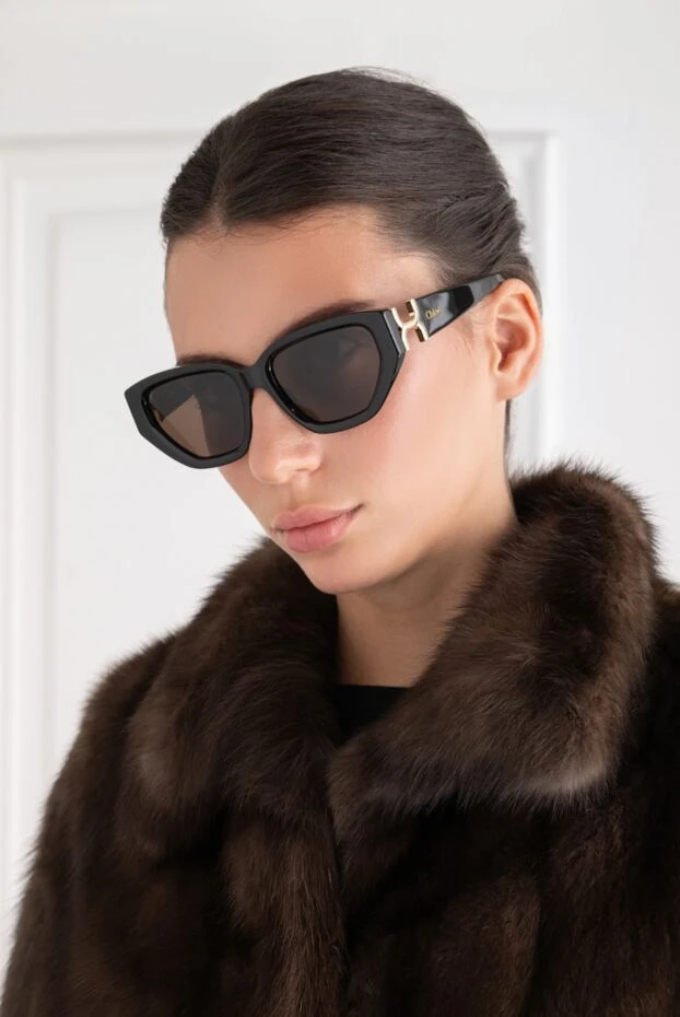 Chloe women's geometric sunglasses with black frames 194877 - photo 2